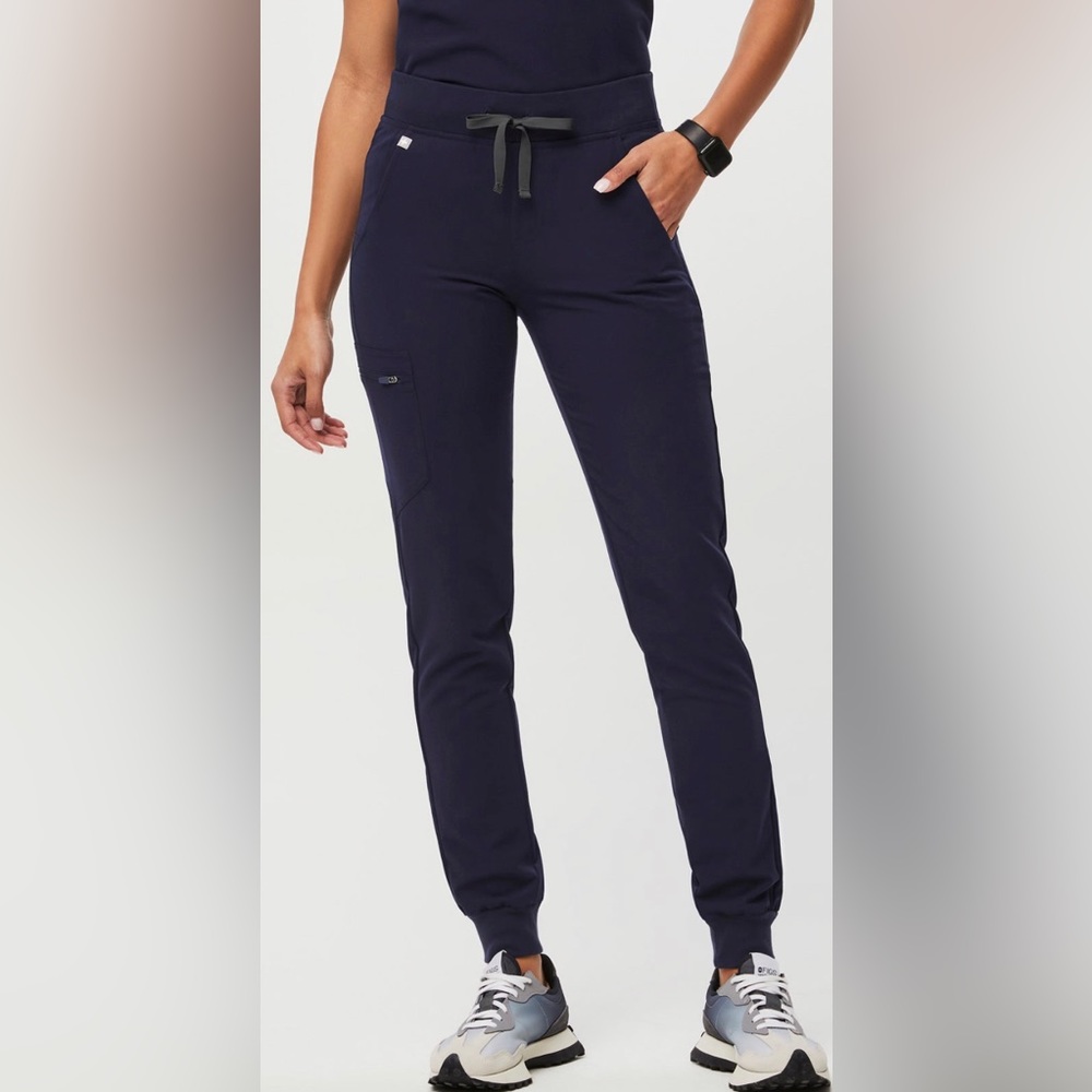 Figs Zamora Jogger scrub pants